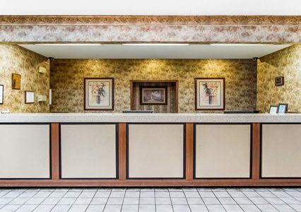 Executive Inn And Suites Enterprise Interior foto
