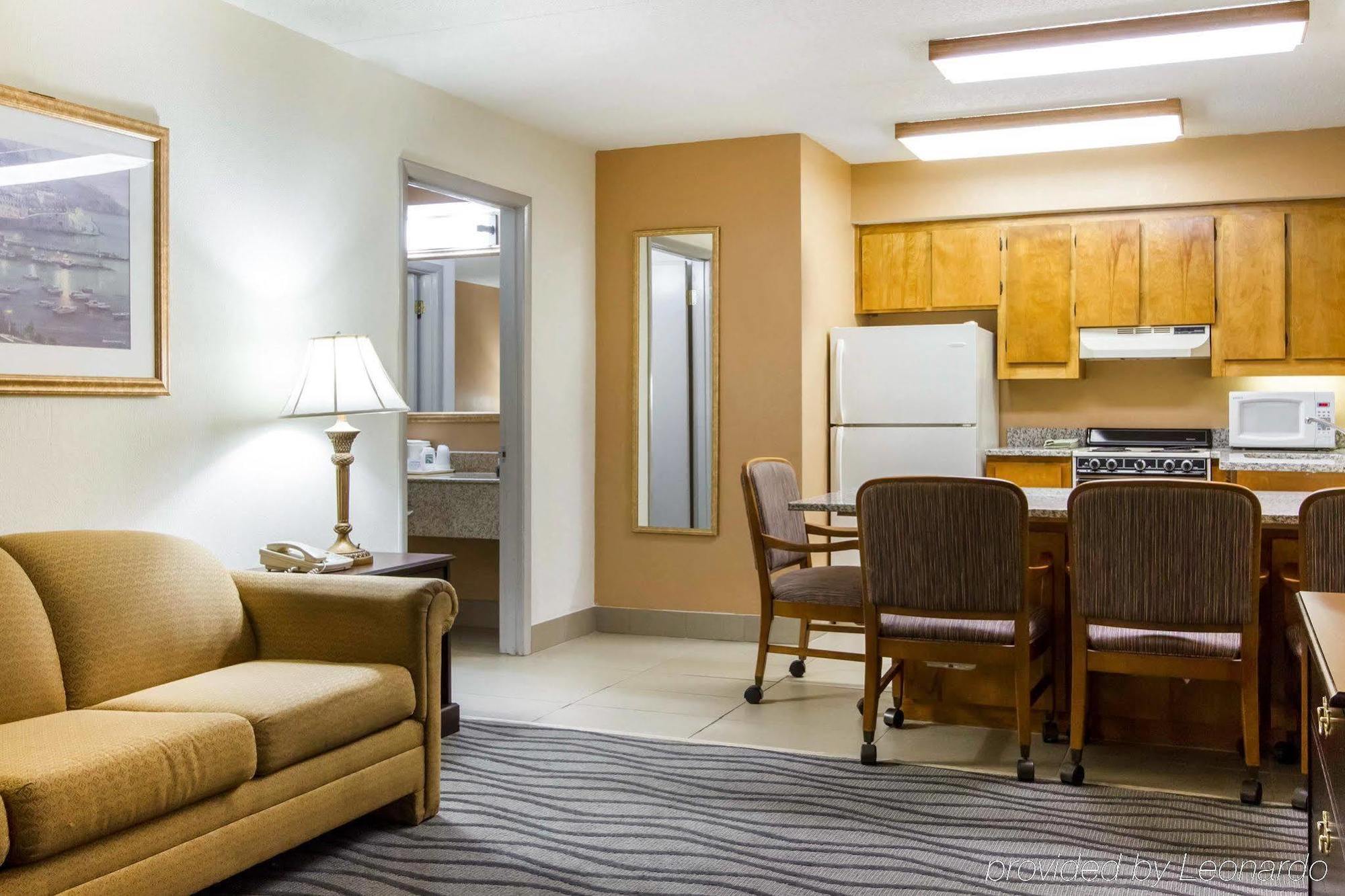 Executive Inn And Suites Enterprise Exterior foto